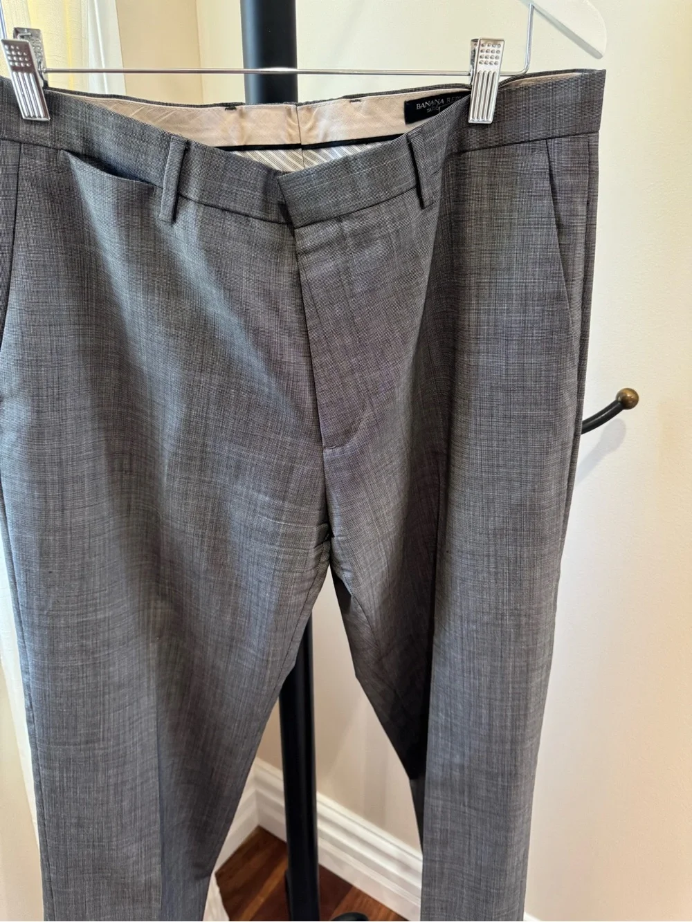 Banana Republic Men Gray Plaid Dress Pants Size 33/34 Tailored Slim Fit